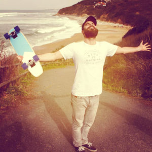 Goldfinger_Board_cruiser_color_bleue2