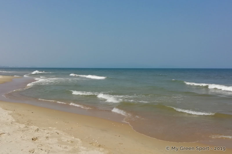 diapo-hoian-11 Voyager autrement au Vietnam : La plage de Hoi An